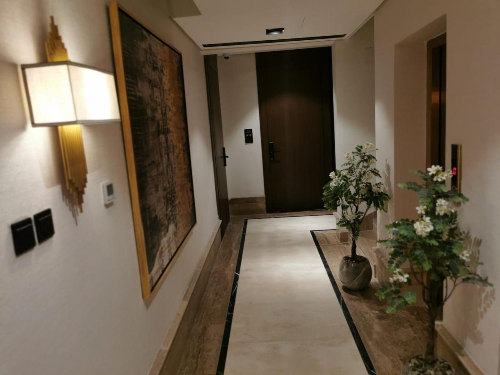 شقة فاخرة بالقرب من البوليفارد A13 Apartment